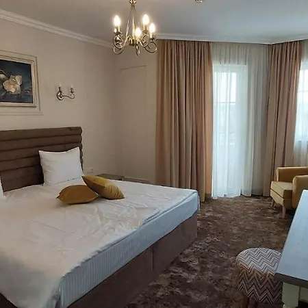 Della Rosa Hotel 4*