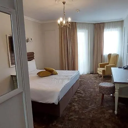 Della Rosa 4* Razgrad