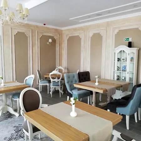 Della Rosa Отель