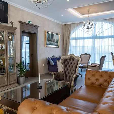 Della Rosa 4*