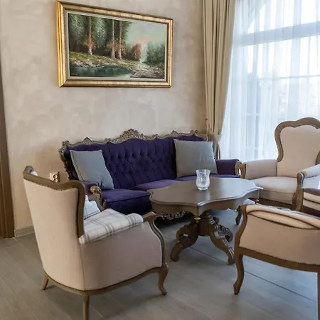 Della Rosa 4*