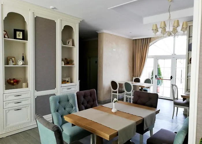 فندق Della Rosa 4*