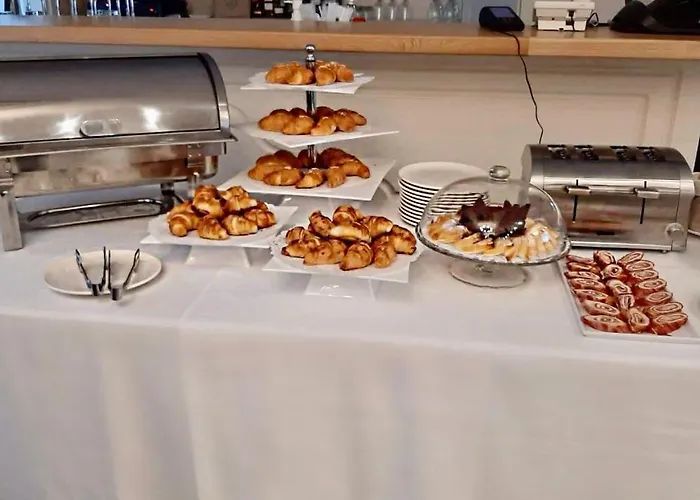 Della Rosa فندق 4*