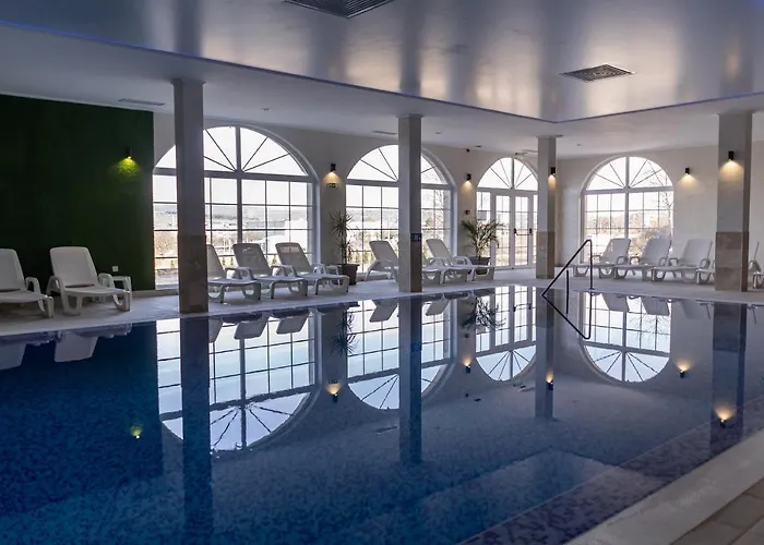 فندق Della Rosa 4*