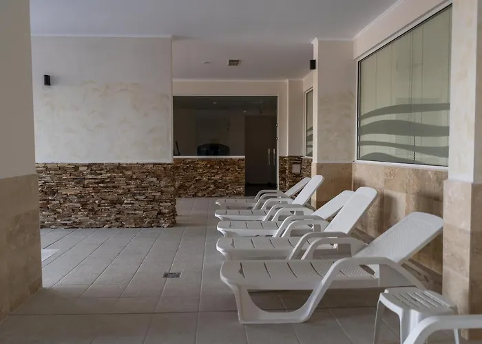 Della Rosa 4* Ράζγκραντ